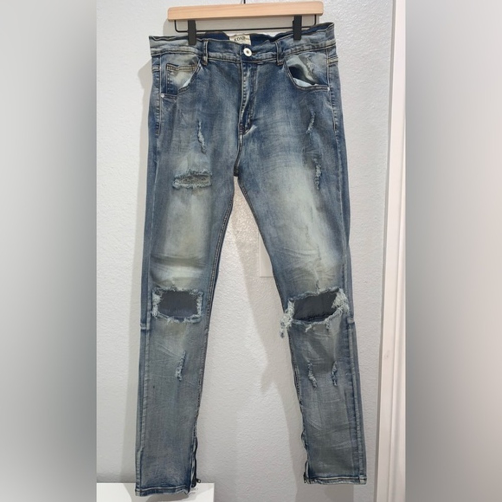 Men’s KDNK 1141411 Denim Distressed Jeans Size 38‎